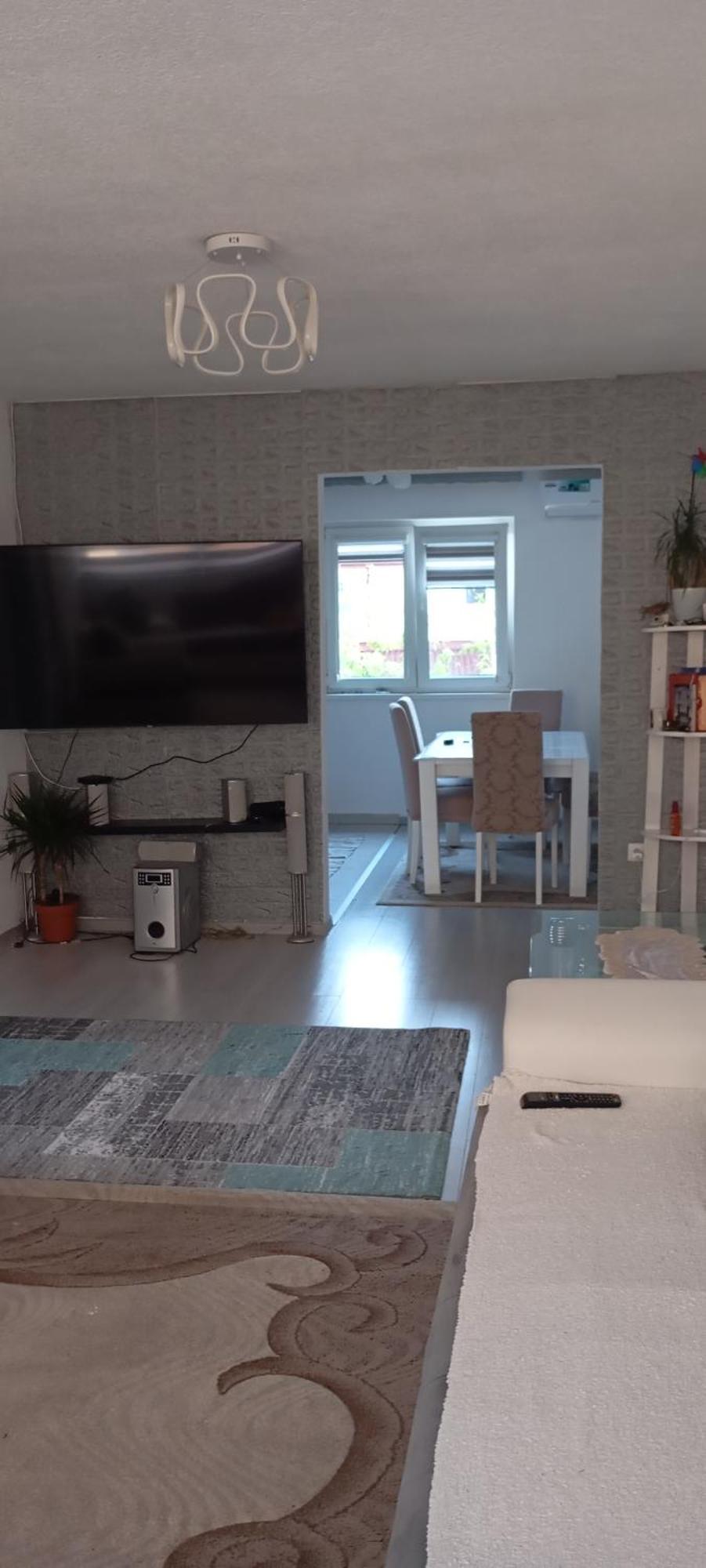 Dada Apartment